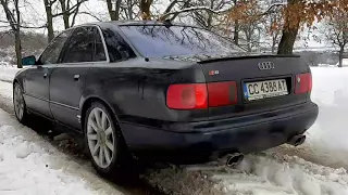 Audi A8 d2 4.2 sound and acelaration