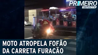 Fofão da "Carreta Furacão" é atropelado por moto em Goiás | Primeiro Impacto (08/06/22)