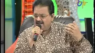 S P Balasubramanyam sings a Rafi song.flv