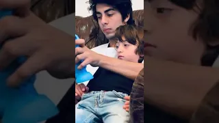 Shahrukh Khan son Aryan Khan with little brother #shorts #ytshorts