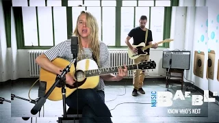 Lissie Performs "Dont You Give Up On Me" || Baeble Music