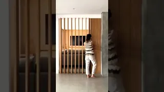 Foldable wood partition