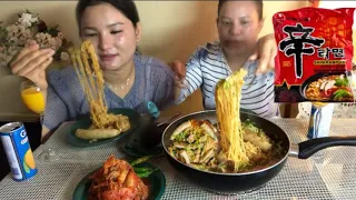 Nepali mukbang.Korean Ramyan with pork meat and sausage mukbang