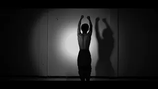 ULU | Eksperimen dengan tubuh | Contemporary Dance