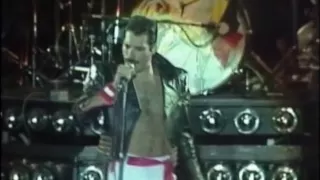 Queen - We will rock you/ We are the champions/ God save the Queen (Live in Japan 1982)