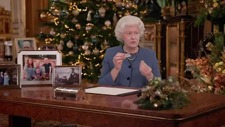 THIS ISN'T THE QUEEN - CHRISTMAS 2020 OUTTAKES