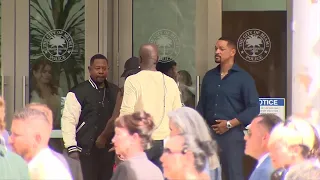 Fans flock to ‘Bad Boys 4’ Brickell shoot to catch glimpse of stars Will Smith and Martin Lawrence