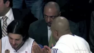 Kobe talks to Sasha in Italian