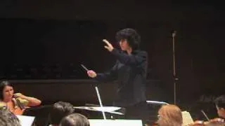 Diane Wittry conducts Shostakovich Symphony No 5.flv