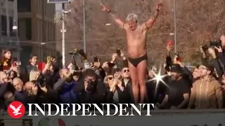70-year-old dives into Tiber River for New Year's Day