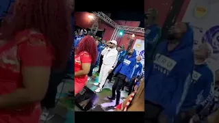 Jb Mpiana performance danse buka mpeka