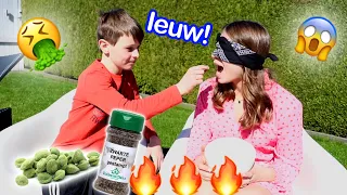 WHAT’S IN MY MOUTH CHALLENGE MET JENS!😱🤢 - STIEN EDLUND