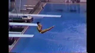 Greg Louganis hits his head on the diving board 1988 Olympics