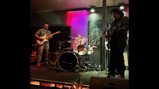 Sleepy LaBeef at Momo Lounge Sacramento, California.  June 6,2019