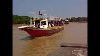 Chong Kneas Floating Village on Tonle Sap Lake, Near Siem Reap, Cambodia