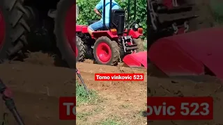 Tomo vinkovic 523 freziranje #shorts #tractor #traktori #plowing #instagram