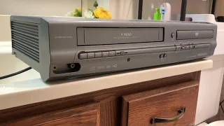 Magnavox MWD2205 DVD/VHS Player Combo
