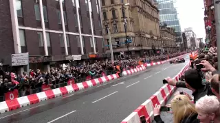 Jenson Button drives McLaren F1 car in Manchester streets (Vodafone VIP) V8 Sound