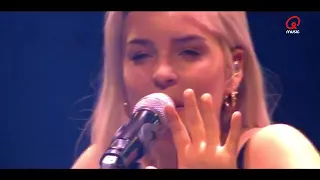 Anne-Marie live in The Qube / for Q music Belgium