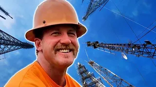 How Much Do Cell Tower Technicians Make?