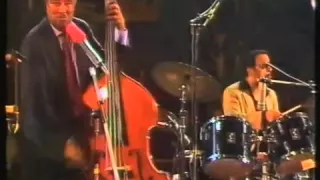 Ray Brown, Gene Harris & Grady Tate, in "Take The A Train", Live, Jazzfestival,Bern, 1985.