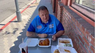 Ordering a HUGE Burrito & Taco in LOS ANGELES