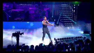 There Goes My Baby - Usher (Amex Unstaged Show)