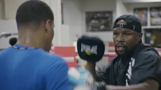 Floyd Mayweather training Devin Haney