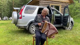 Творческий вечер гармониста из Верхнего Уфалея Алексея Михайловича