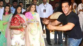 Salman Khan's Family Ganpati GRAND Welcome At Sisters Arpita & Alvira Khan's House In Bandra