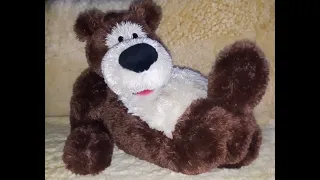 Отдыхающий медвежонок