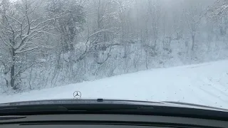 Mercedes W211 E320 4matic Airmatic snow part 1