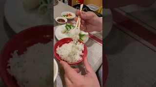 How to use chopsticks on rice? 🤔
