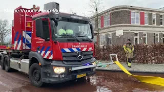 [GRIP 1] brandweer druk bezig bij zeer grote brand GRIP in Vroomshoop