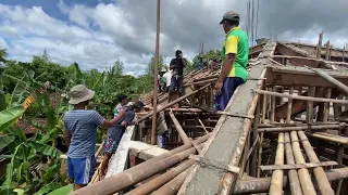 Proses pekerjaan rangka atap cor beton Pembangunan Masjid Al-Furqon Donon