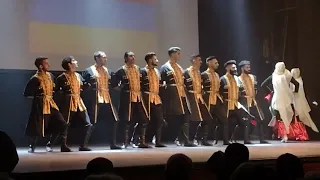 Conjunto de danzas armenias Masís. teatro Siranush. Abril 2022.