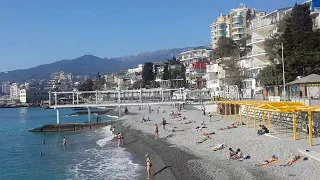 ЯЛТА ОТДЫХАЕТ +26 . 9 УТРА . 7 ОКТЯБРЯ 2017. - YALTA RESTING +26 . 9 AM . 7 OCT 2017.