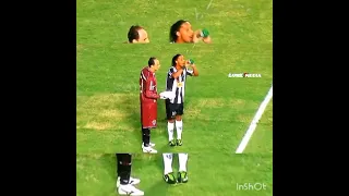 HOW RONALDINHO DESTROYED GOALKEEPERS