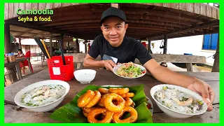 Rare And Unique Khmer Noodle Soup! MAHESH Soup In PREY TUM Village Teuk Chhou Kampot.