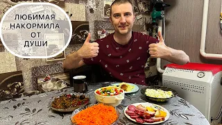 Праздничный стол на Рождество ! Вкусная еда, ем и кайфую