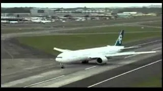 Air New Zealand B777-300ER ZK-OKM Arrival into Auckland on December 24 2010 - 1