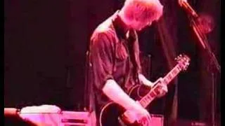 Queens of the Stone Age - Walkin on the Sidewalks Live