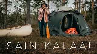 Kanoottiretki Yksin Erämaisella Keritty -järvellä | 4K