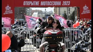Открытие мотосезона в Москве 2023. начало движения