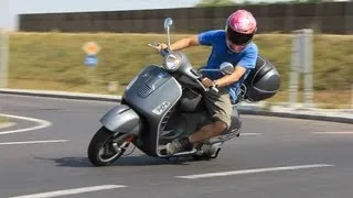 Vespa GTS 300 Super Sport Akrapovic Test