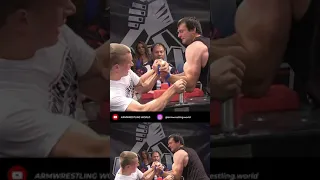 Oleg Zhokh vs Devon Larratt