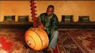 Toumani Diabate plays the Kora