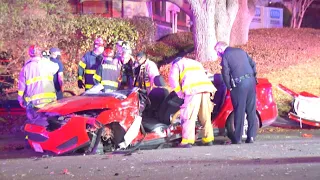 SAPD: 4 people hospitalized, 1 in critical condition after 2-vehicle crash on Northwest Side
