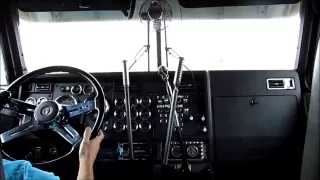 Kenworth W900L - 3 Stick Shifting