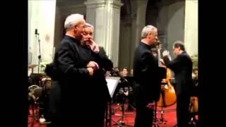 The Priests - Hacia Belen (with translation)